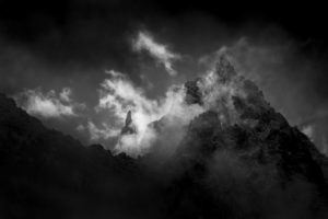 Photo noir et blanc aiguilles du midi-Chamonix-Aiguille de la République, Les Grands Charmoz - Burning