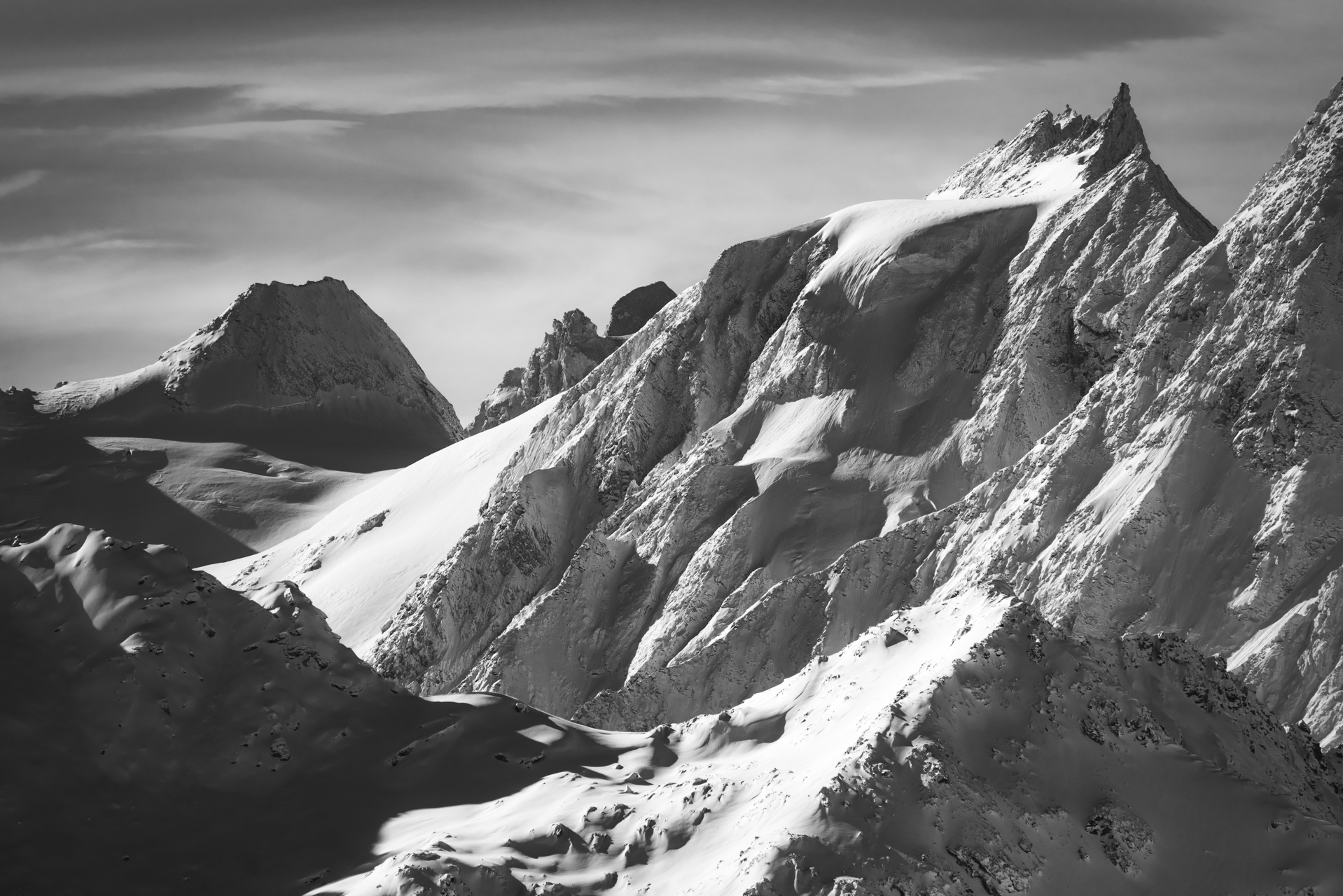 Val d'hérens - photo alpinisme montagne Aiguille de la Tsa