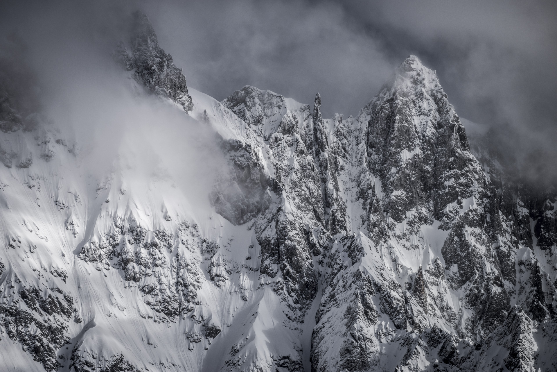 Image montagne des massifs Mont Blanc - Photo Aiguille de Rochefort