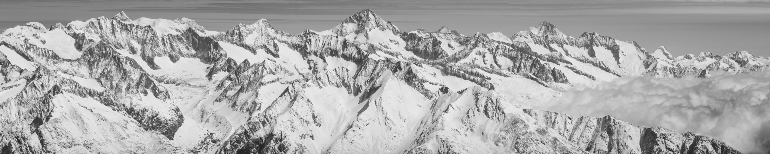 Alpes Bernoises panorama - Tableau photo noir et blanc de montagne dans la brune et une mer de nuages