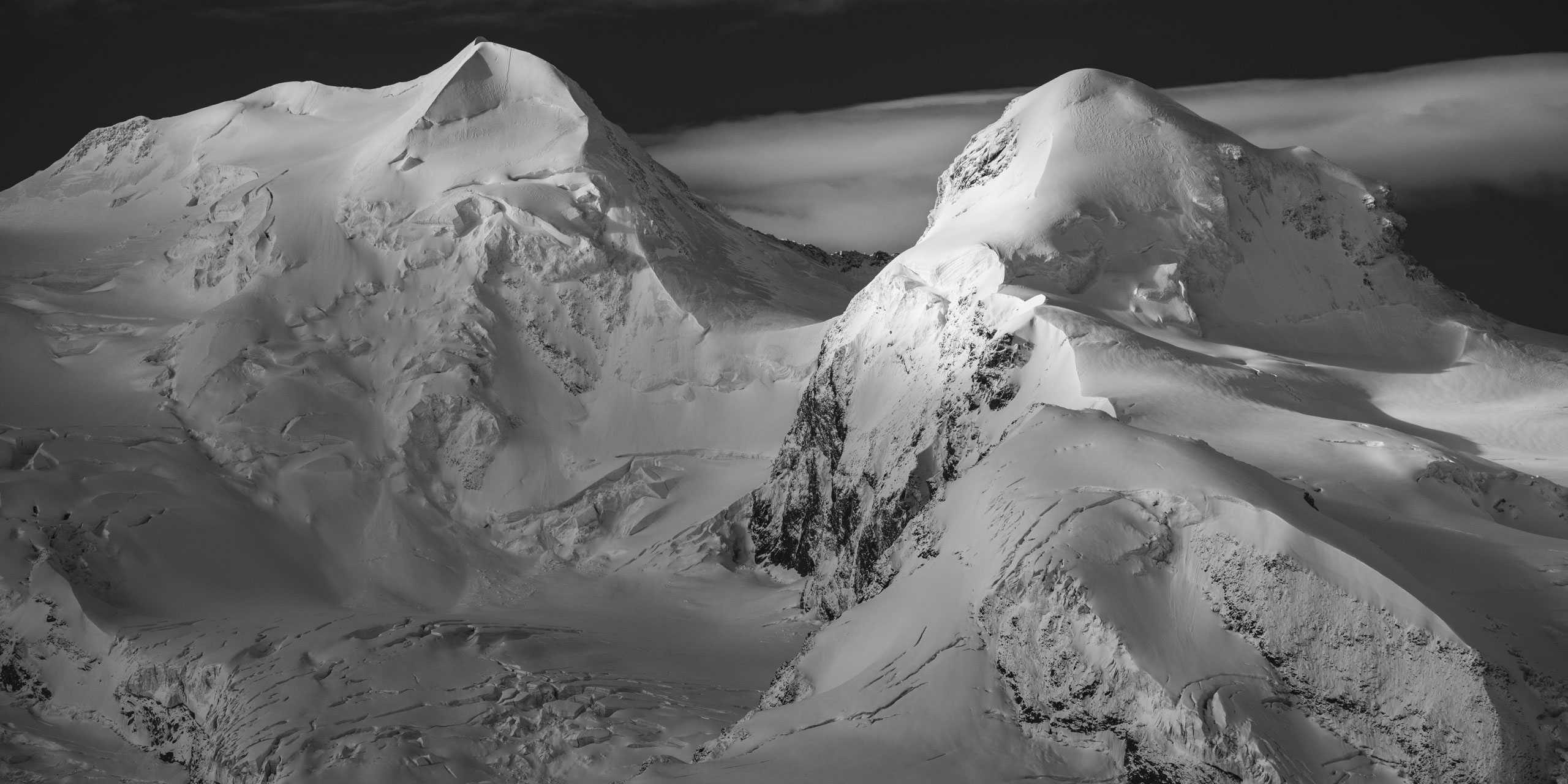 Panorama des montagnes Castor et Pollux - Photos Zermatt en Engadine après une tempete de neige en montagne