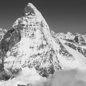 Cadre panoramique mont blanc et Mont Cervin - Montagnes rocheuse Des alpes de Suisse dans le Valais