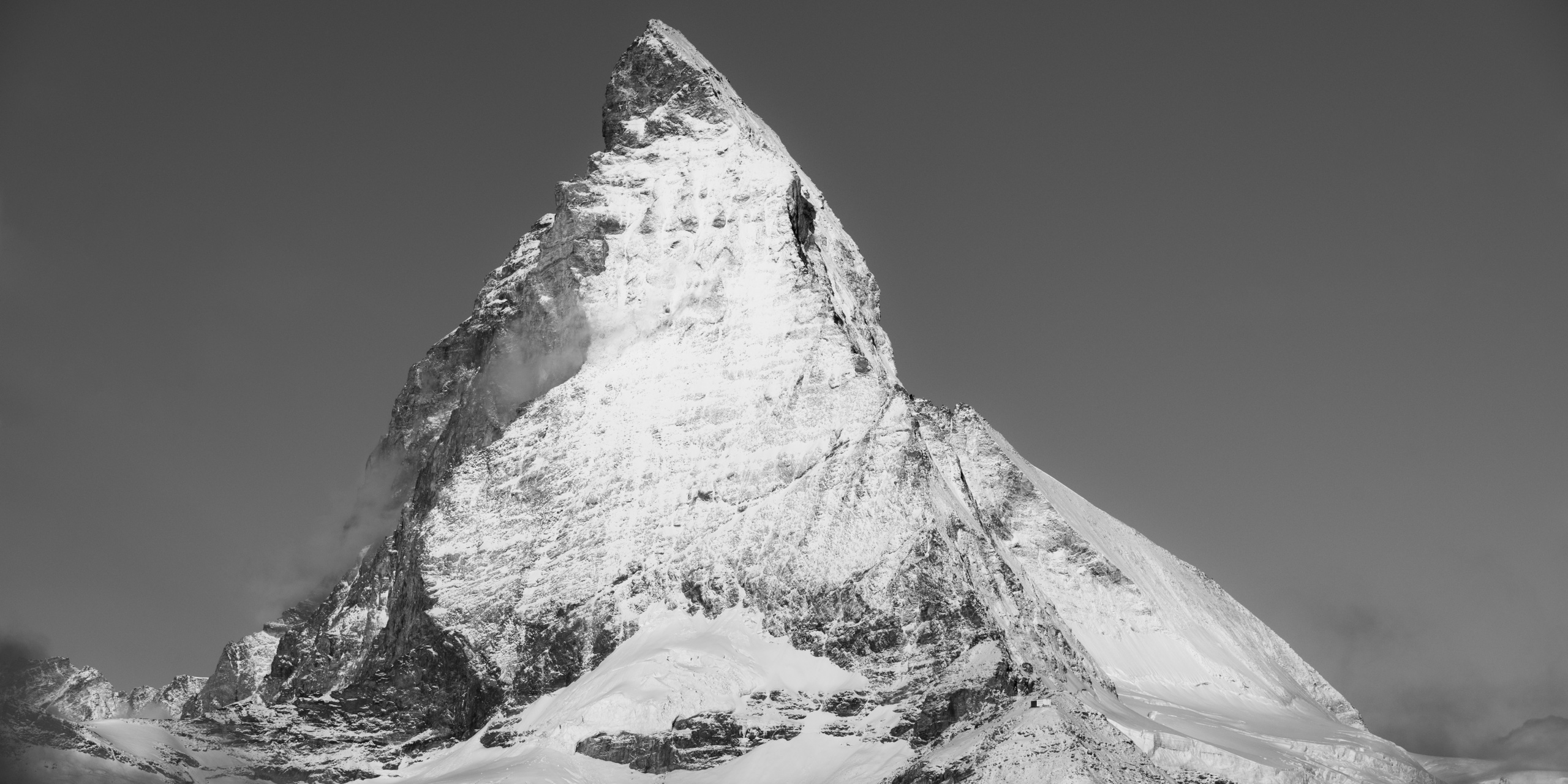 Cervin - Gornergratt - images montagnes alpes noir et blanc - Montagnes rocheuses dans la neige en Suisse