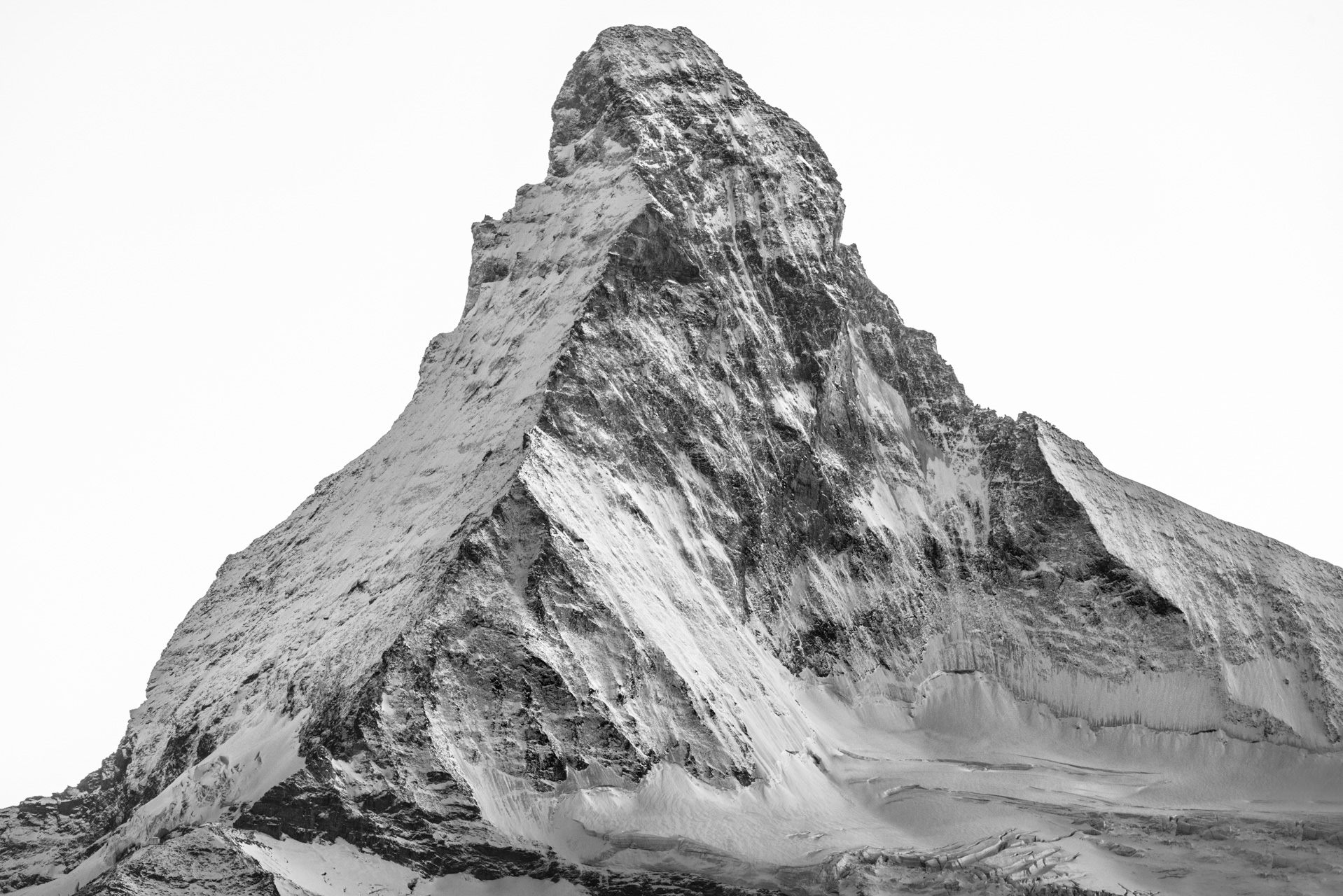 Mont Cervin Matterhorn noir et blanc - Massif montagneux et montagnes rocheuses
