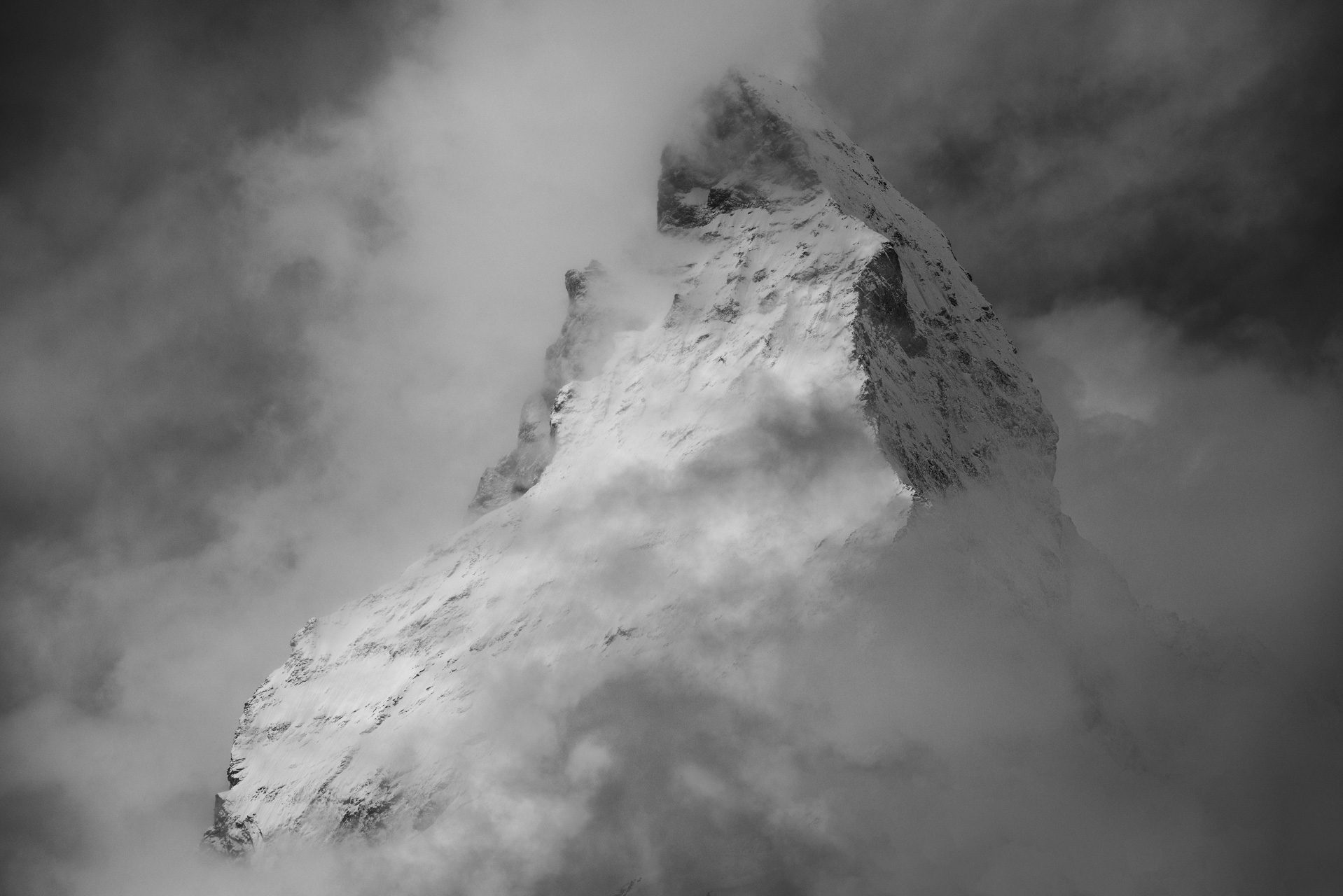 Mont cervin matterhorn photo montagne en noir et blanc depuis Riffelberg