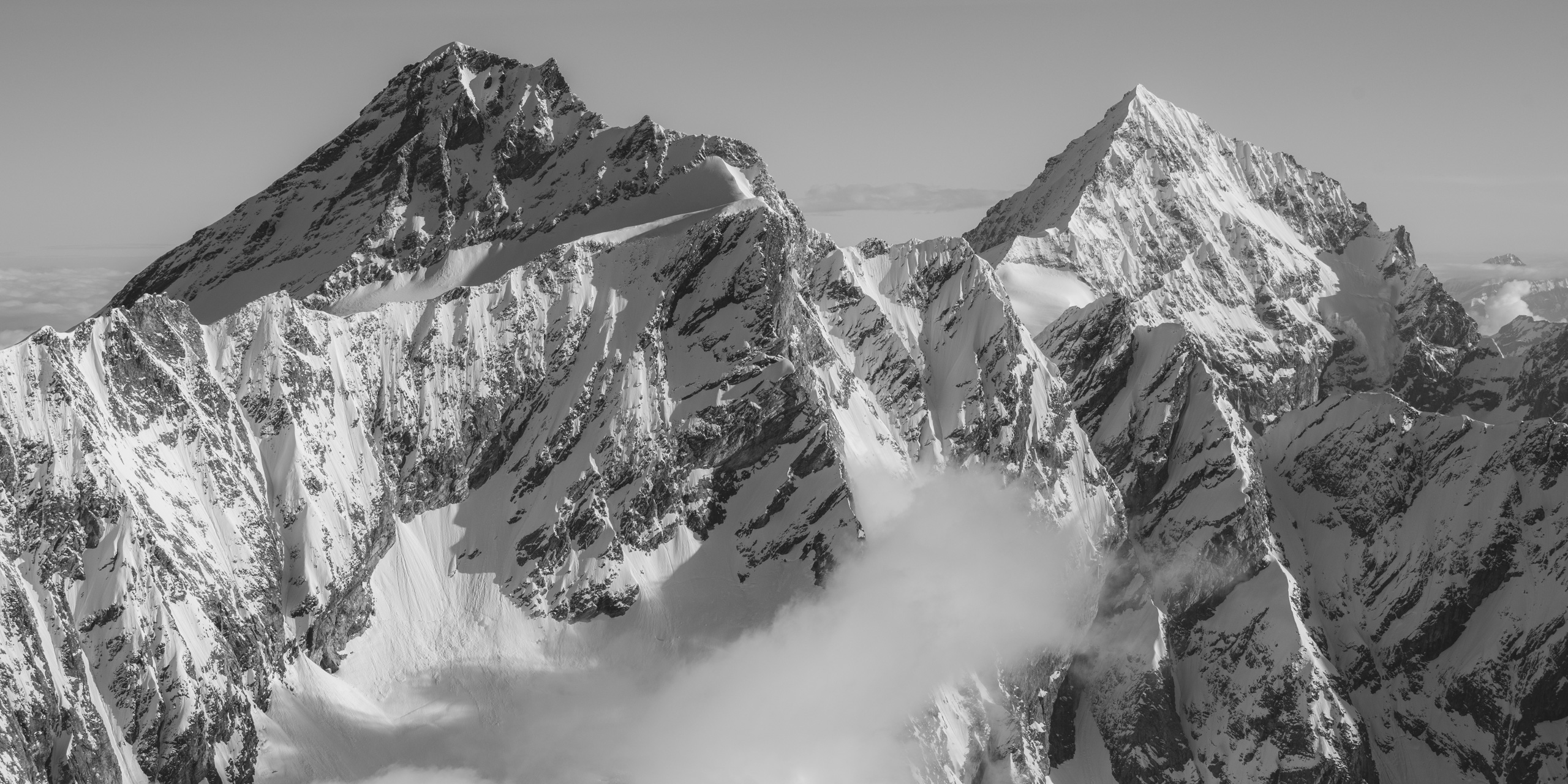 Dent d'Hérens - Dent Blanche - Tableau photo des montagnes de Zermatt et Crans Montana et montagne en neige dans les Alpes Suisse