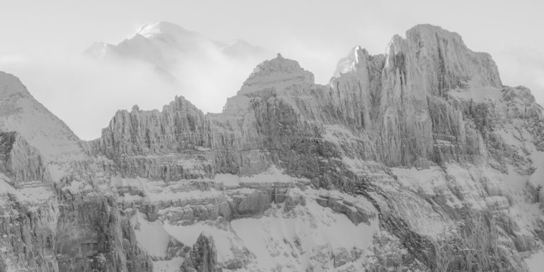 Foto Panoramablick auf den Mont Blanc Dents du midi in Schwarzweiß - mont blanc photos