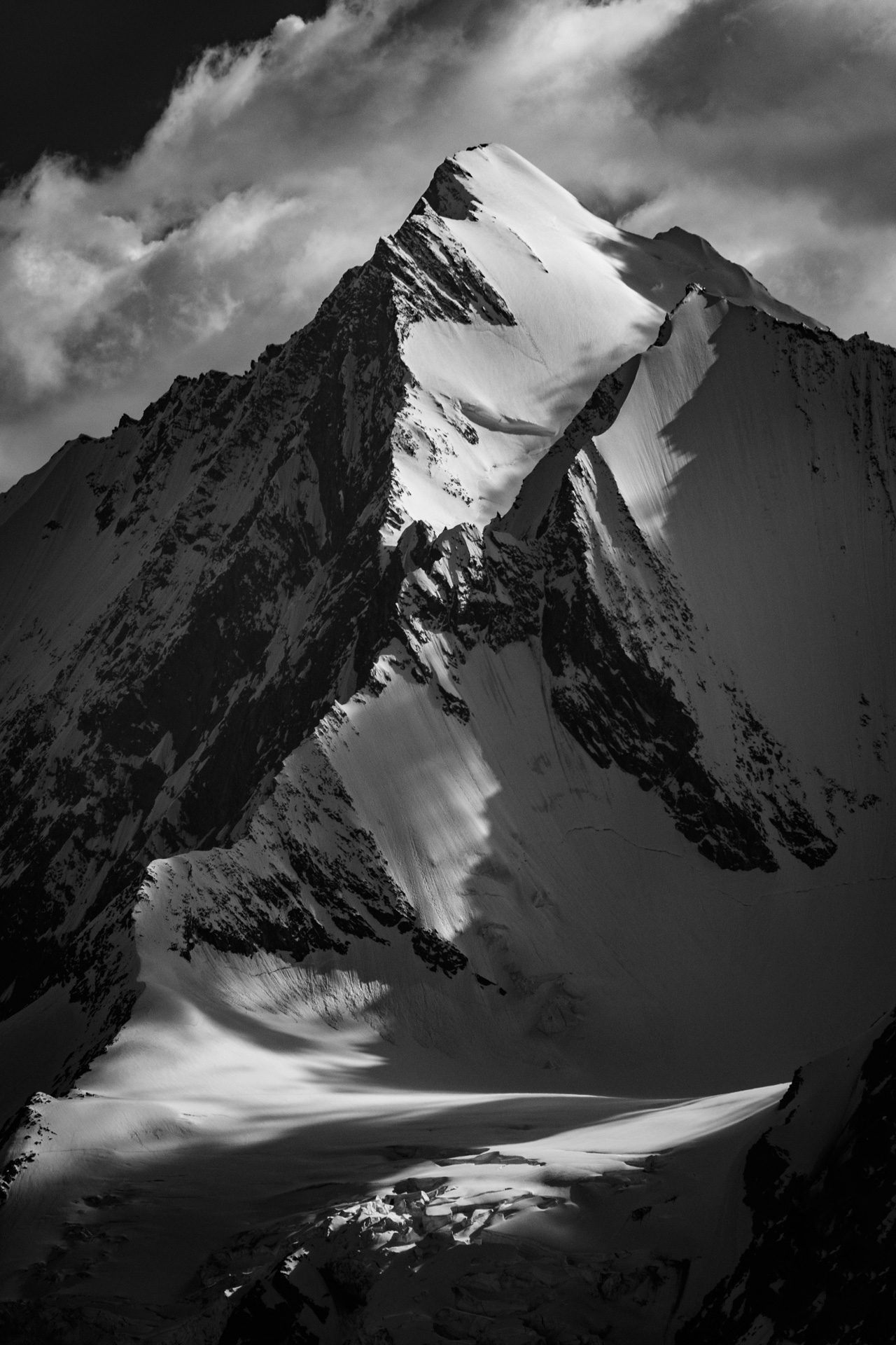Saas-Fee Tal - Foto Alpen Wallis Schweiz - Dom des Mischabels vom Saastal aus gesehen