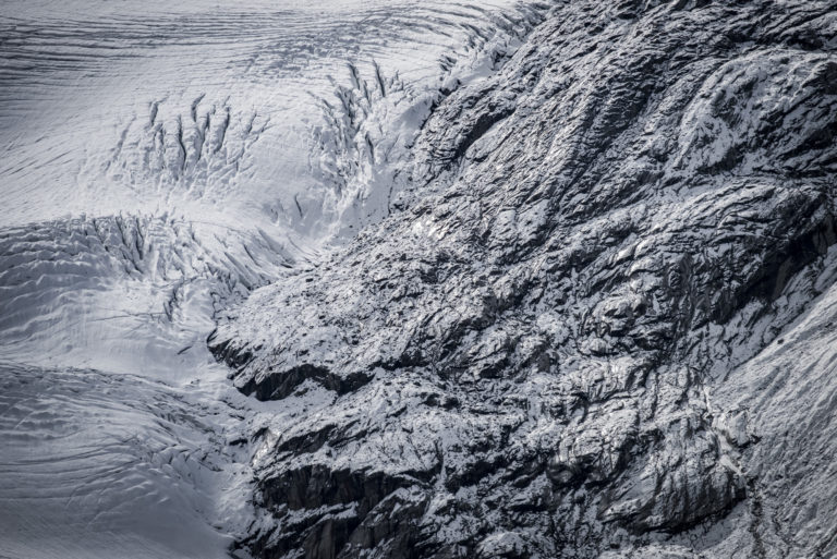 Photo glacier alpes - image de montagne noir et blanc