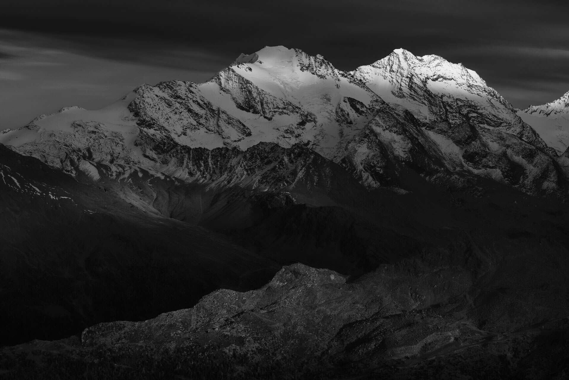 Photo vallée de Saas-Fee - Image montagne Valais Suisse Alpes - Fletschhorn - Lagginhorn