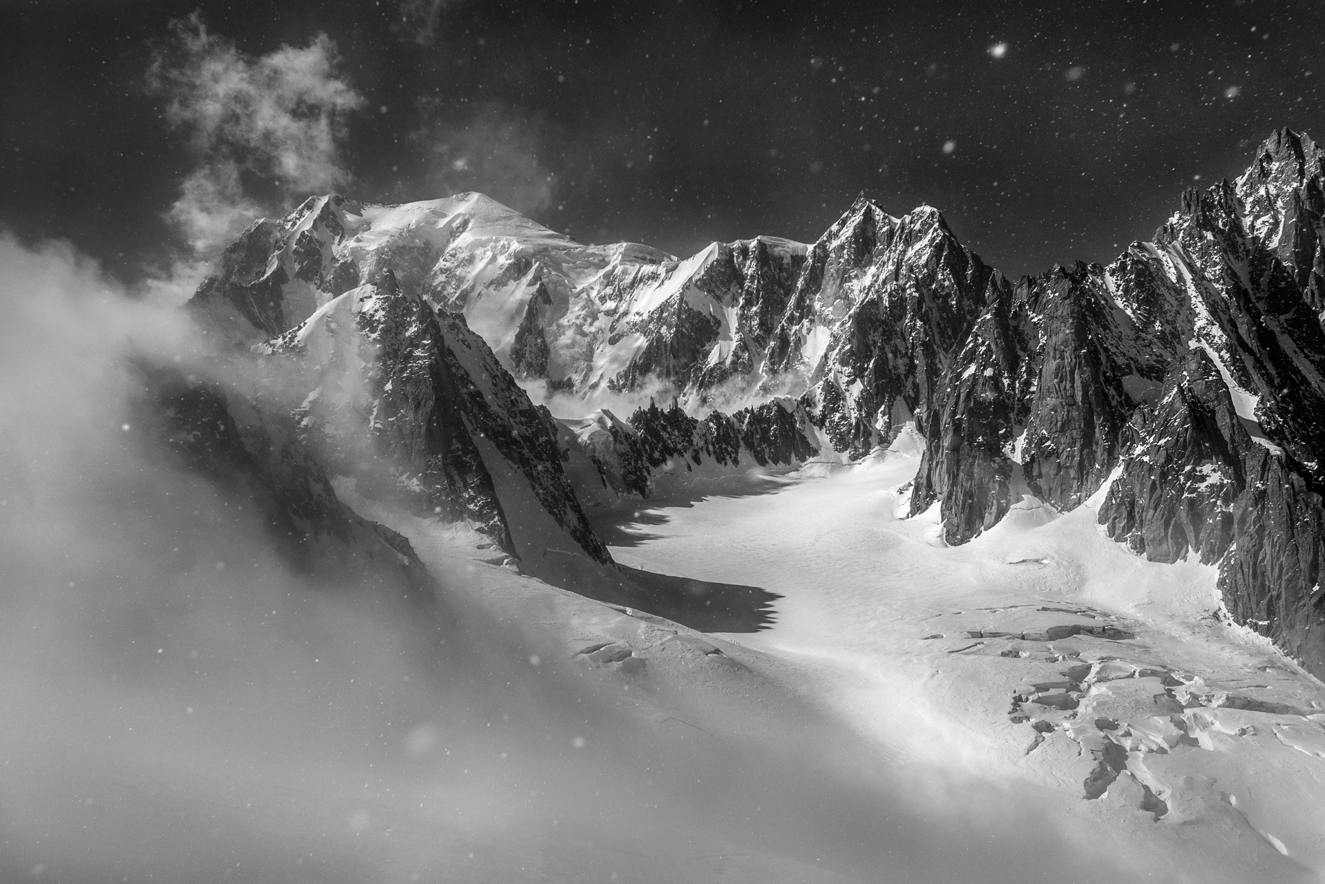 Mont blanc image - Mont Blanc photo - image mont blanc - Brenva slope