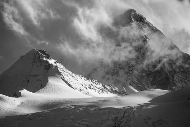 Val d&#039;Anniviers - Bergfoto Schwarz-Weiß Grand Cornier - Dent Blanche