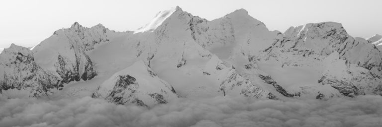 Zermatt Valais - photo de montagne en noir et blanc - Taschhorn - Dom des Mischabels
