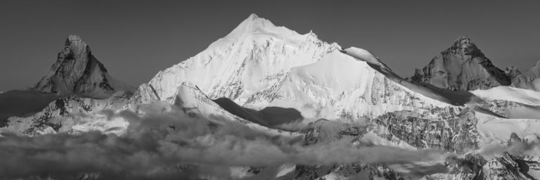 Foto Aussicht Panoramablick Dent blanche Wallis Alpen Matterhorn