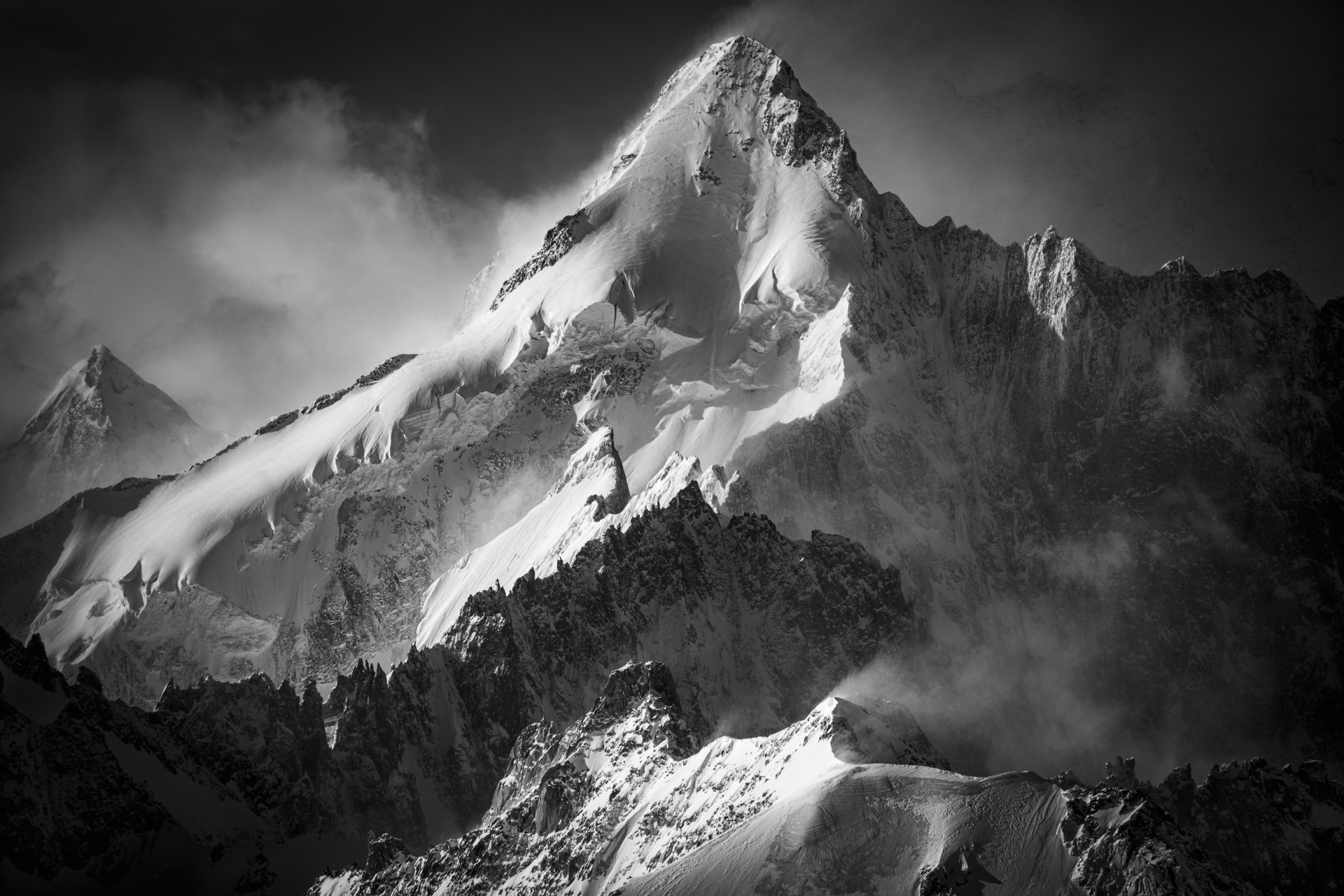 photo montagne noir et blanc neige verbier