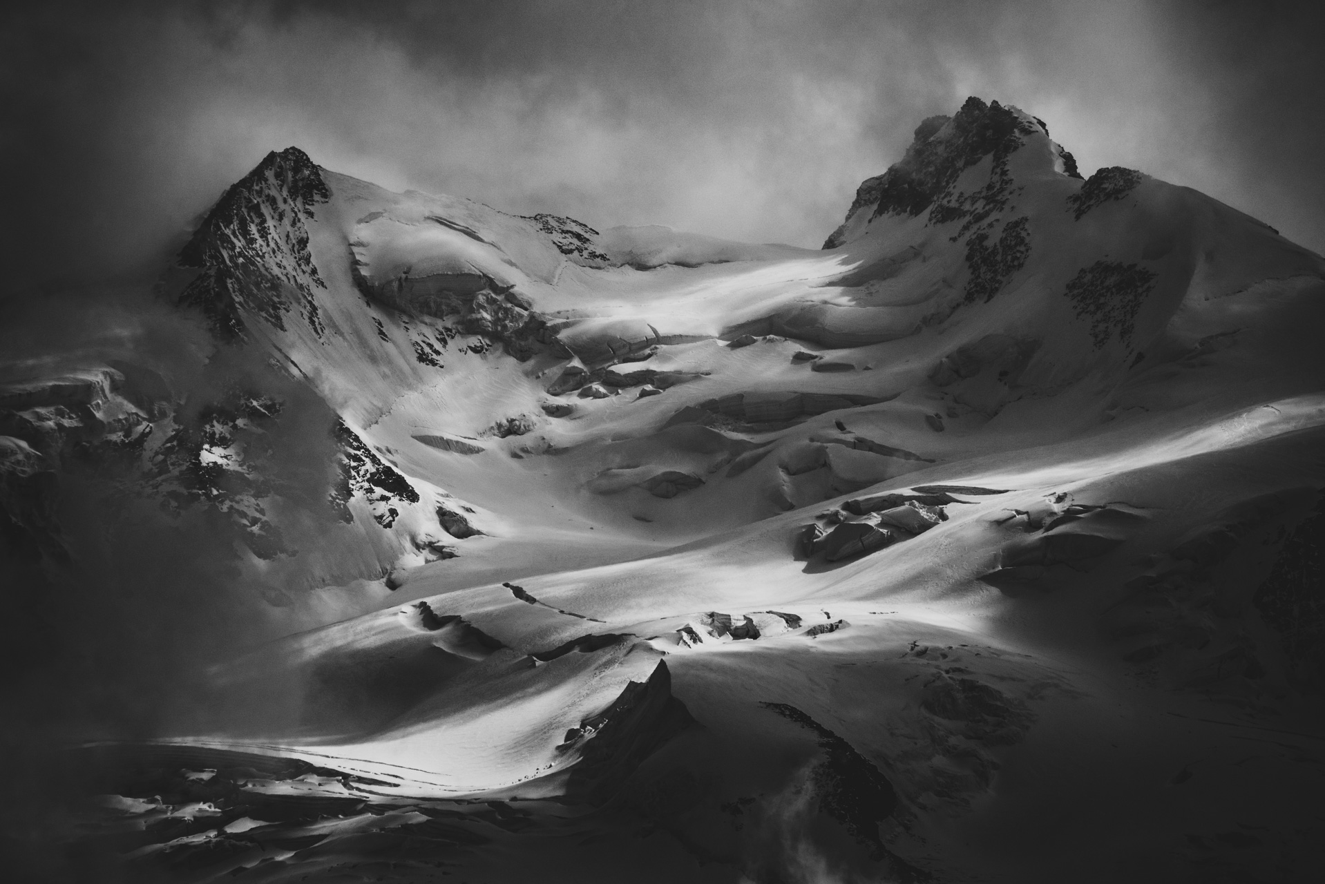 Photos Zermatt et sa vallée - Image montagne Valais suisse - Nordend - Pointe Dufour