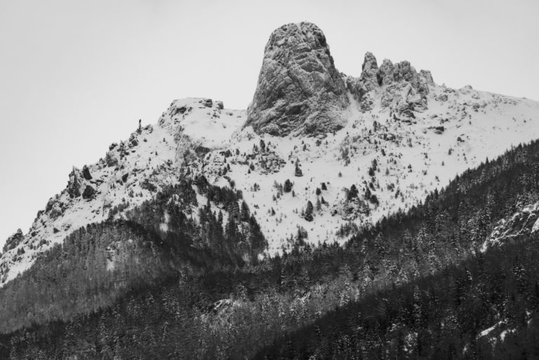 Val de Bagnes - mountain landscape black and white - Pierre Avoi