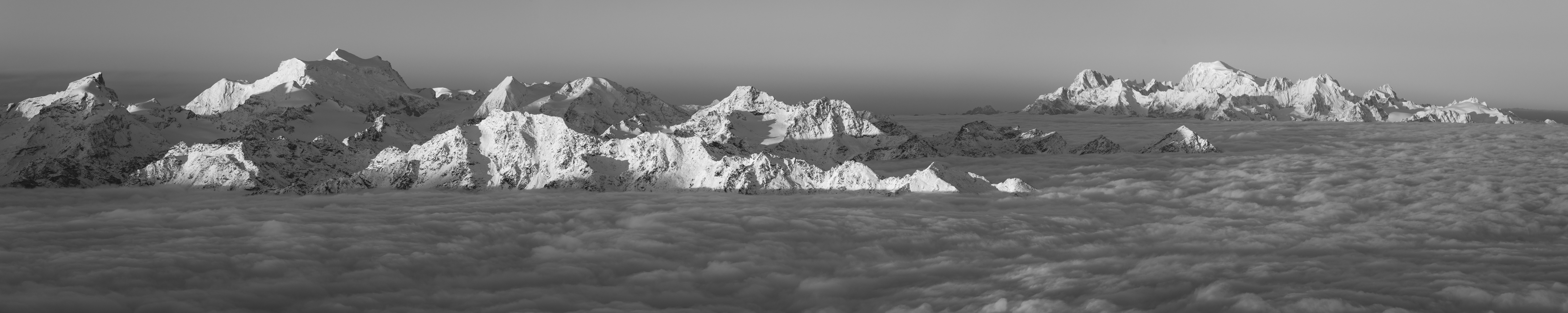 Verbier Suisse - Grand combin - Poster panoramique montagne noir et blanc