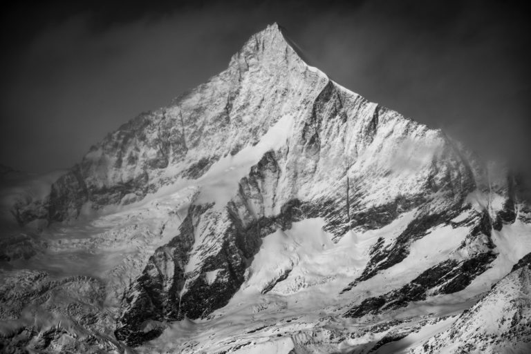 Weisshorn - Bergfoto schwarz-weiß