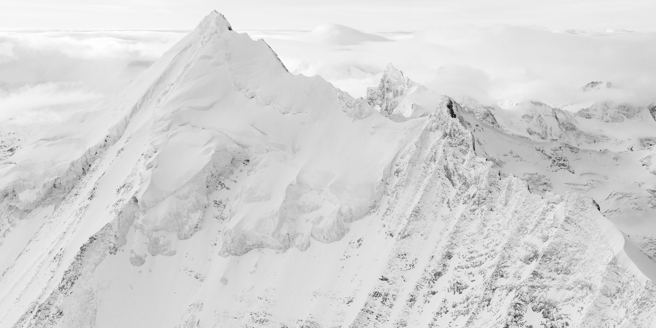 montagne panorama Weisshorn - Paysage panoramique massif des Alpes-