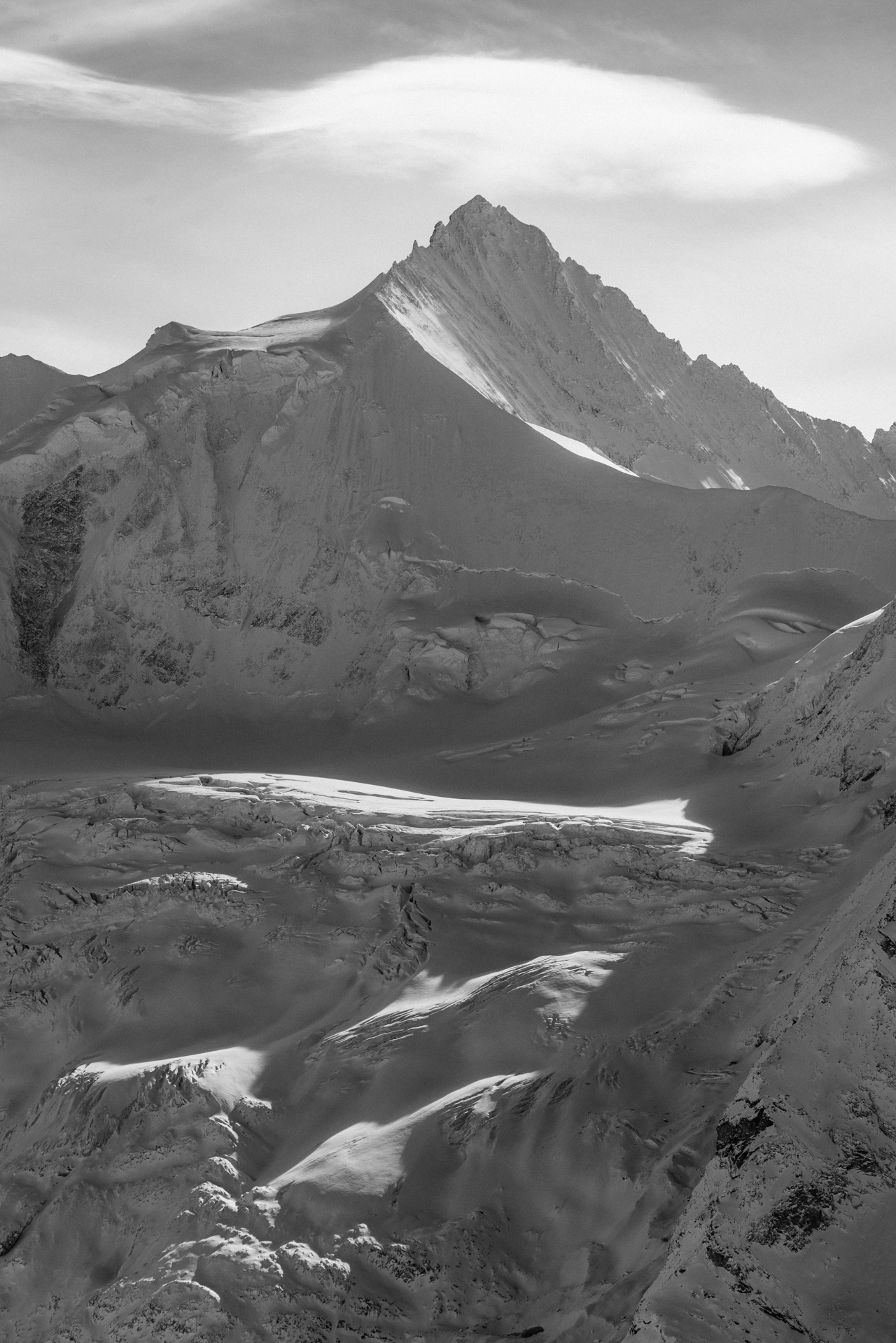 Zinalrothorn - photo montagne noir et blanc Val d'Anniviers