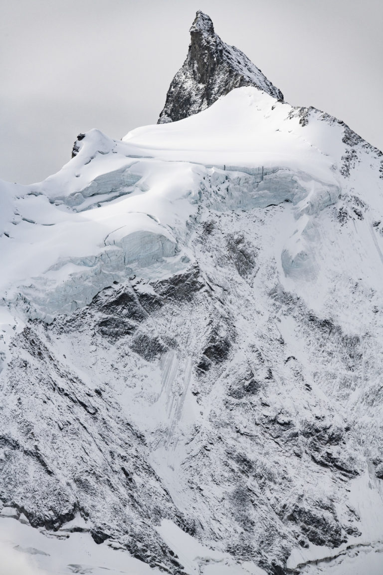 Zinalrothorn - mountain photo under the snow - mountain glacier at Crans Montana in the Val d&#039;Anniviers