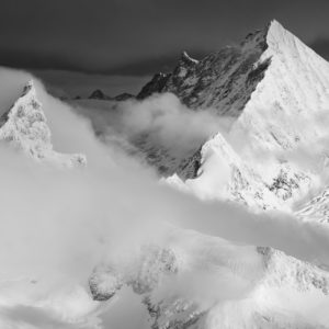 Black and white mountain panorama of Zinalrothorn and Weisshorn