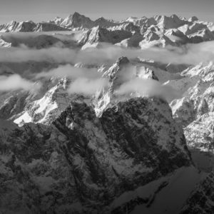 Panoramic picture of the Gross Windgällen and the bernese alps - Panorama on the bernese alps with the Gross Windgällen in the foreground.