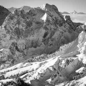 Photo of the Gummfluh in Gstaad - View on the summit Gummfluh of Gstaad - The resort of Gstaad in winter - Photo of the ski slopes of Gstaad with the Gummfluh