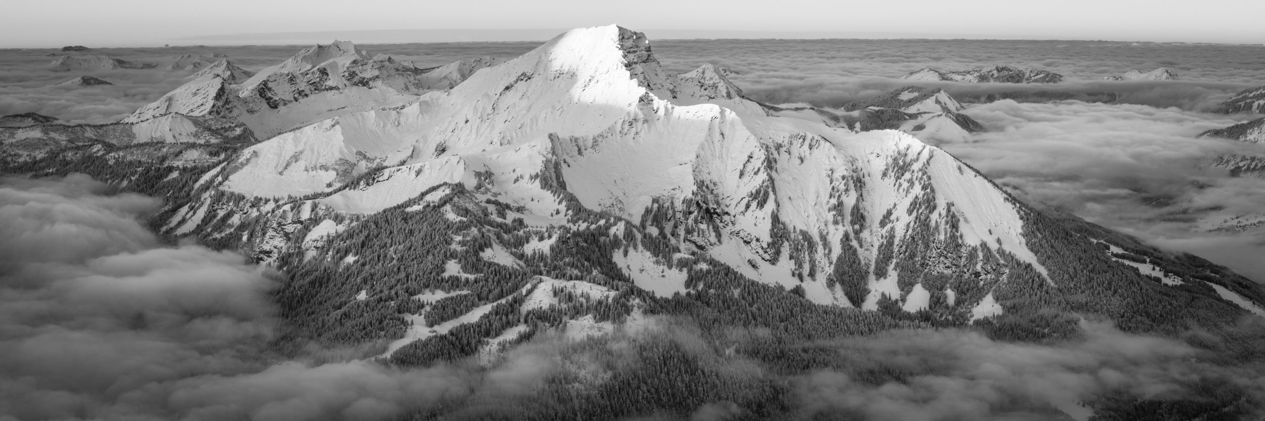 Photo panoramique du Mont de Grange - Photo de montagne Châtel