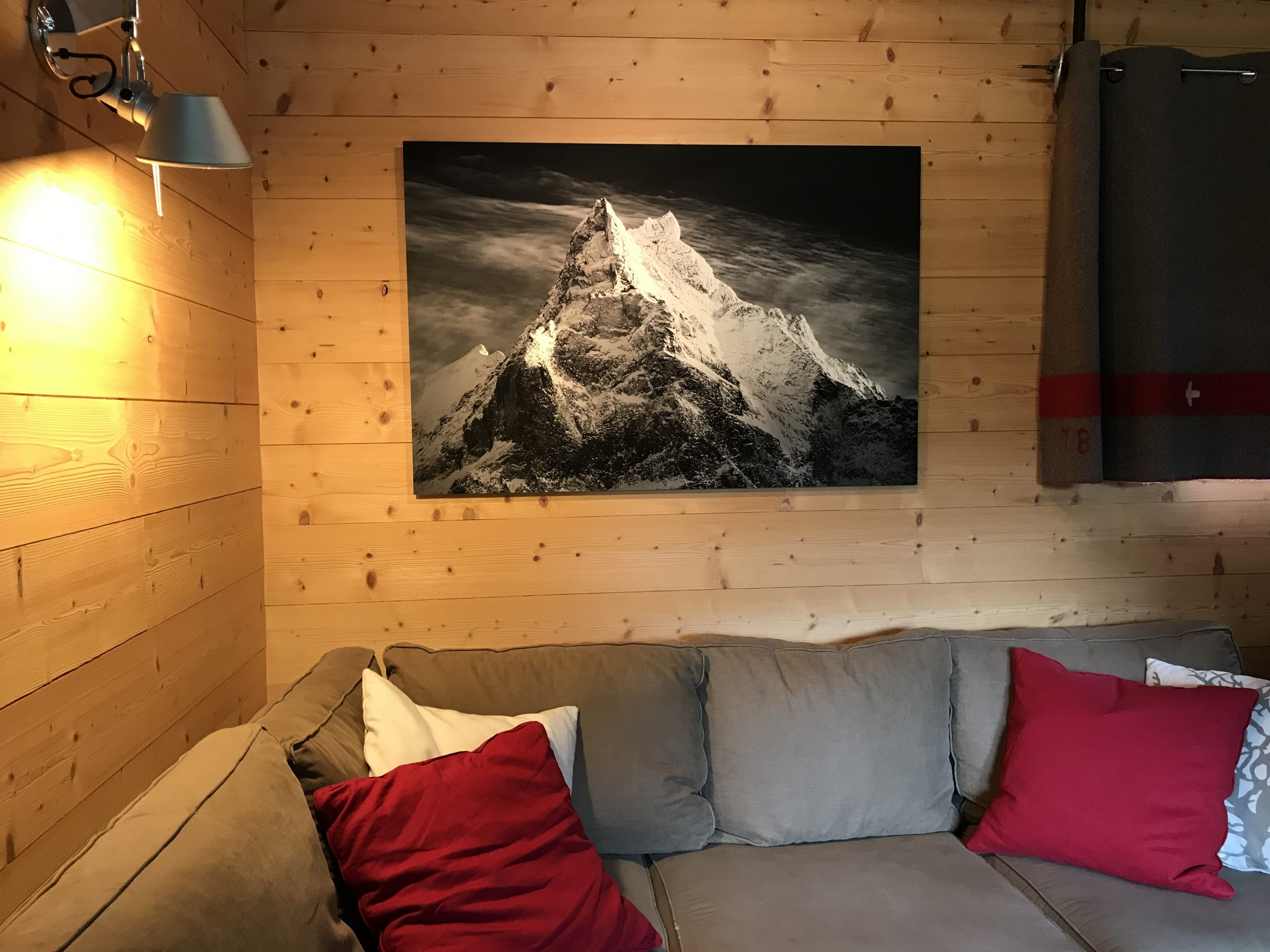 interior design chalet val d&#039;anniviers