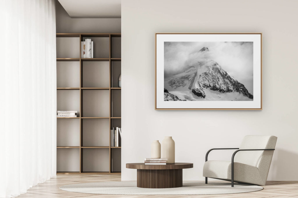 déco tendance salon moderne - photo montagne noir et blanc grand format - Vallée de Zermatt - sommet des alpes suisses- Adlerhorn
