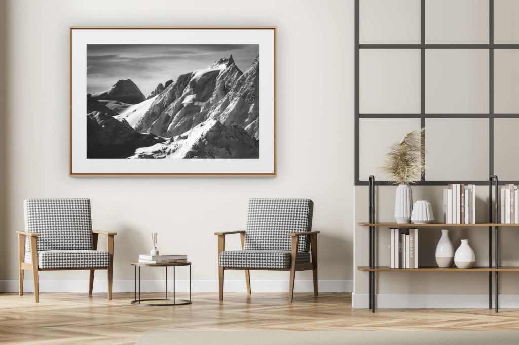 décoration intérieur moderne avec photo de montagne noir et blanc grand format - Val d'hérens - photo alpinisme montagne Aiguille de la Tsa