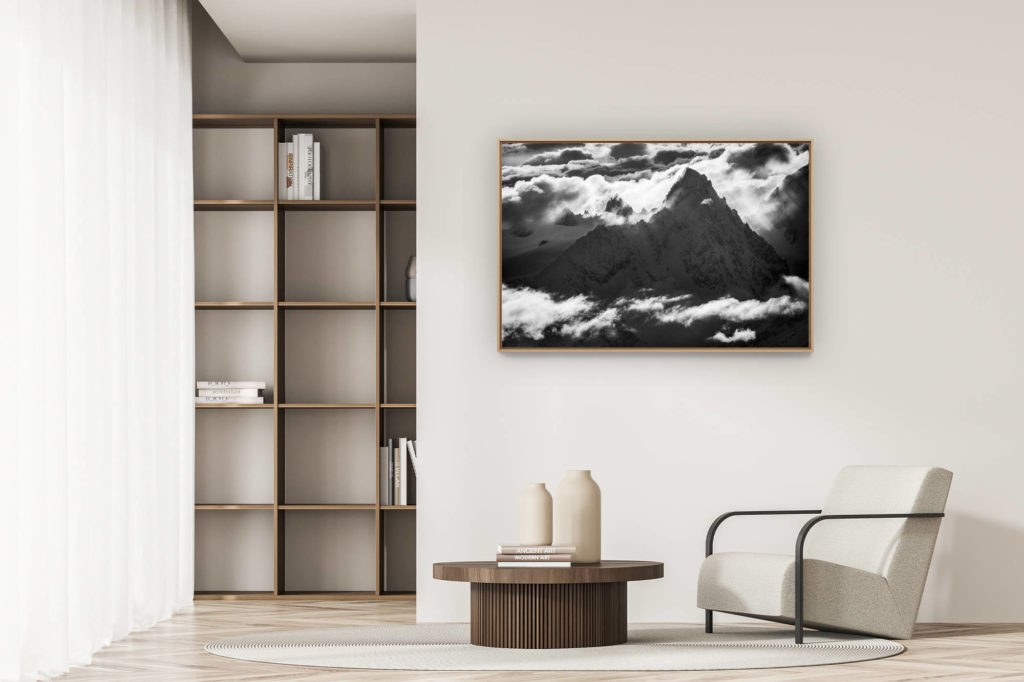 décoration appartement moderne - art déco design - montagne chamonix noir et blanc - Aiguille du Chardonnet dans le massif du Mont Blanc en noir et blanc