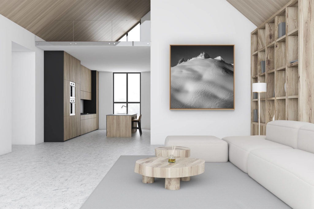 décoration murale chalet luxe rénové - photo montagne noir et blanc - Aiguille du tour - image de montagne et de neige en noir et blanc dans le plateau de Trient