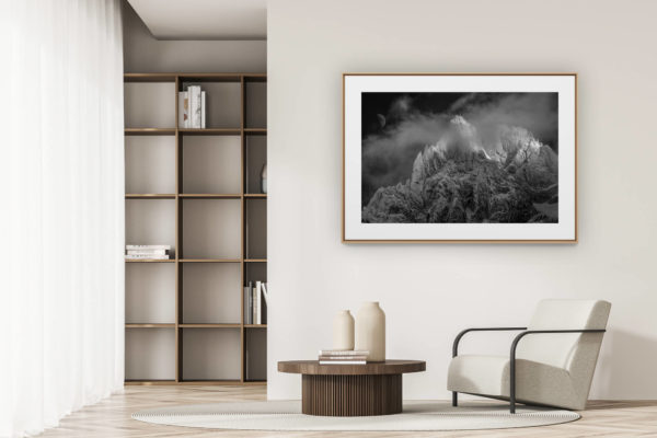 déco tendance salon moderne - photo montagne noir et blanc grand format - photo noir et blanc des aiguilles du midi Chamonix - Mont Blanc