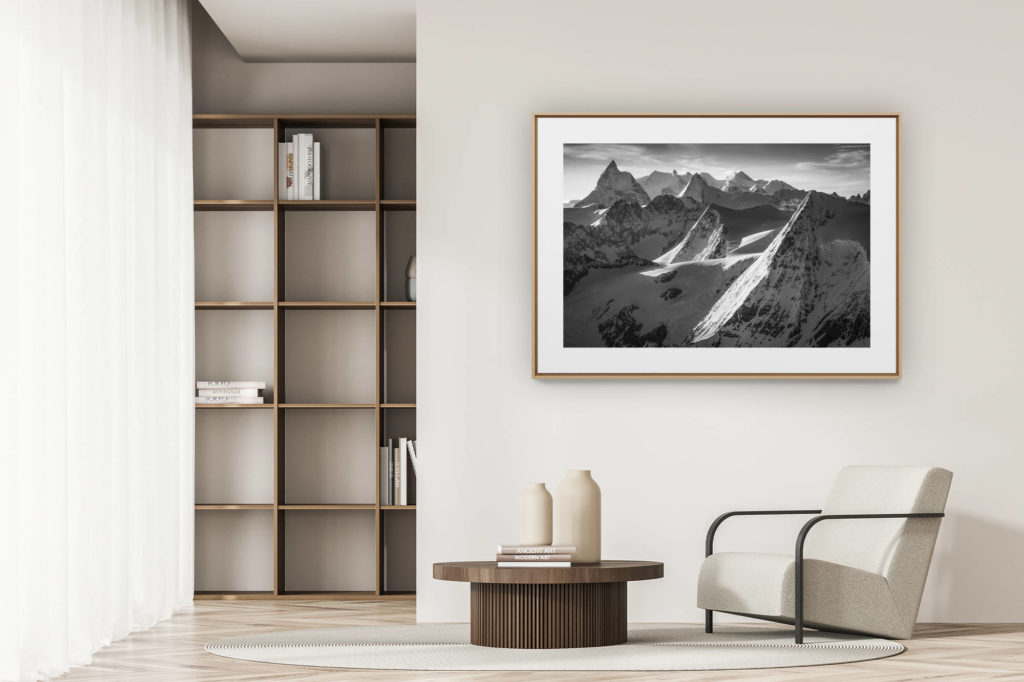 déco tendance salon moderne - photo montagne noir et blanc grand format - Belle photo de montagne - Panorama de montagne dans les Alpes valaisannes dans les environs du Verbier - photo de montagne noir et blanc - paysage de montagne - tableau photo montagne suisse