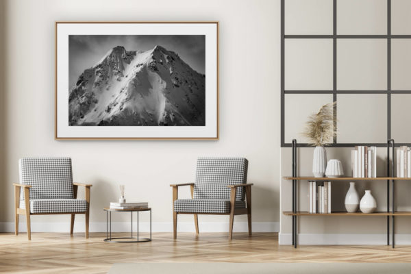 décoration intérieur moderne avec photo de montagne noir et blanc grand format - Photo Val de bagnes - Verbier - Valais - Suisse - Bec des rosses