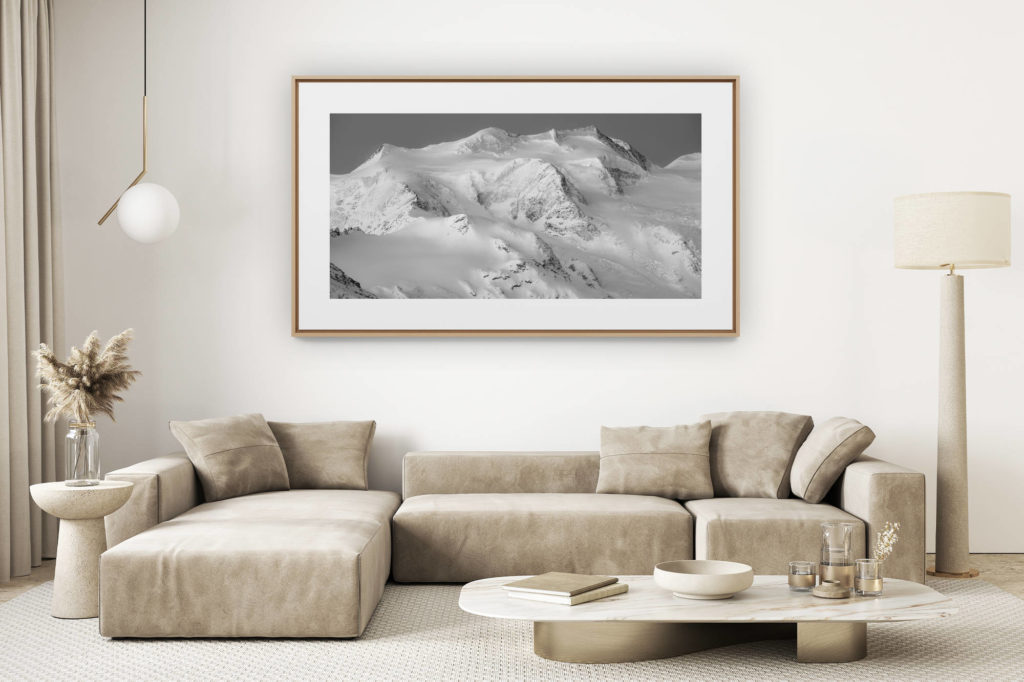 décoration salon clair rénové - photo montagne grand format - Engadine grisons - Image noir et blanc montagne Bellavista - Alpes Suisses