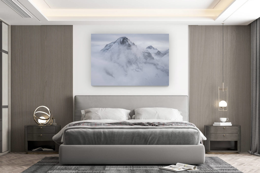 décoration murale chambre design - achat photo de montagne grand format - Photo panoramique de montagnes des Alpes - Bietschhorn - Aletschhorn dans la brume et les nuages