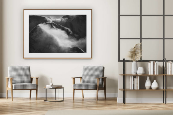 décoration intérieur moderne avec photo de montagne noir et blanc grand format -