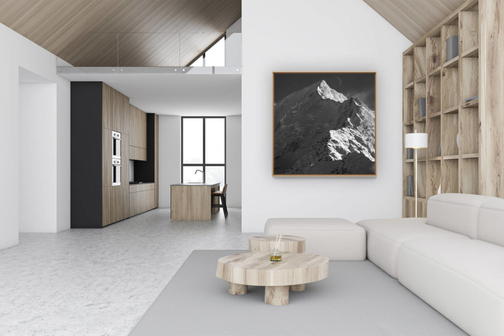 décoration murale chalet luxe rénové - photo montagne noir et blanc -
