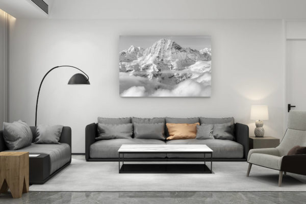 décoration salon contemporain suisse - cadeau amoureux de montagne suisse - Grindelwald - Breithorn - image de montagne noir et blanc avec le sommet du massif montagneux dans une mer de nuage