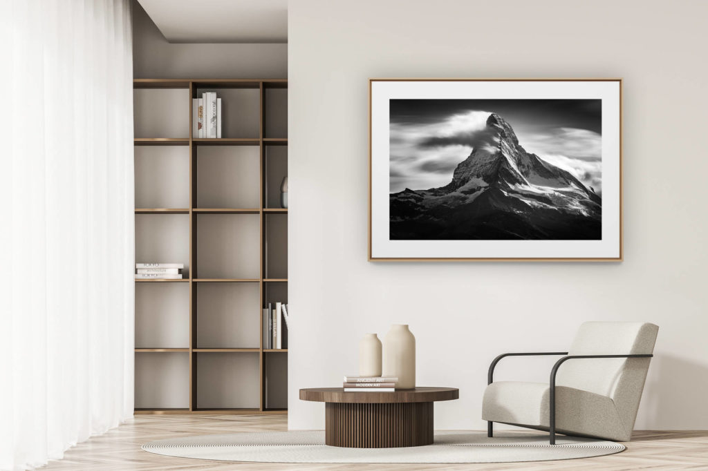 déco tendance salon moderne - photo montagne noir et blanc grand format - Image noir et blanc du Cervin depuis Sunnega - Image de la plus belle montagne des Alpes Valaisannes de Zermatt -
