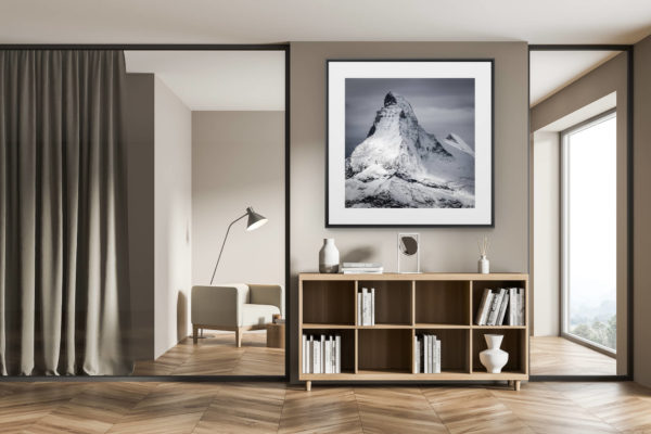 décoration chalet exclusif - tirage photo grand format - Mont Cervin et Dent d'Hérens - Pic d'un sommet de montagne  dans les Alpes Valaisannes de Suisse
