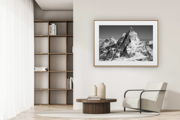 déco tendance salon moderne - photo montagne noir et blanc grand format - Image montagne neige du Mont Cervin Zermatt en noir et blanc - Arête du Hornli