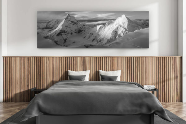wanddekoration erwachsenenzimmer modern - innenausstattung schweizer chalet - großformatiges bergfoto schweizer alpen - Schwarz-weiß panoramafoto von matterhorn und Dent d&#039;Hérens