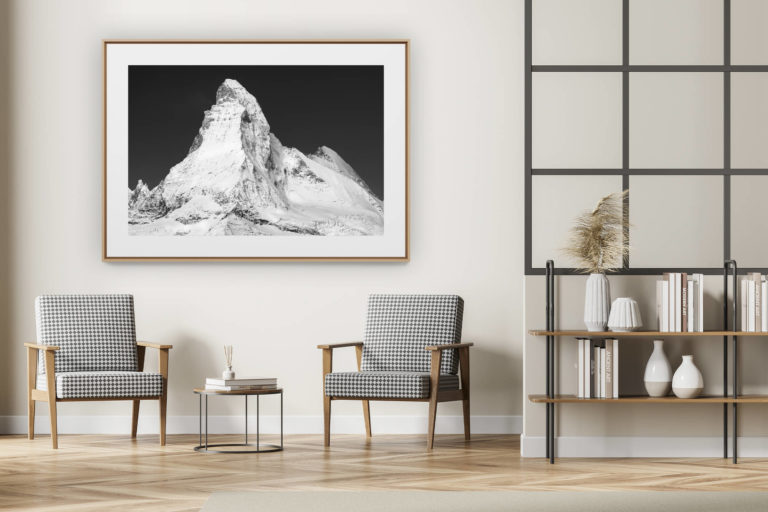 décoration intérieur moderne avec photo de montagne noir et blanc grand format - photo cervin noir et blanc - montagne enneigé - paysage de montagne noir et blanc en hiver - photo montagne de zermatt