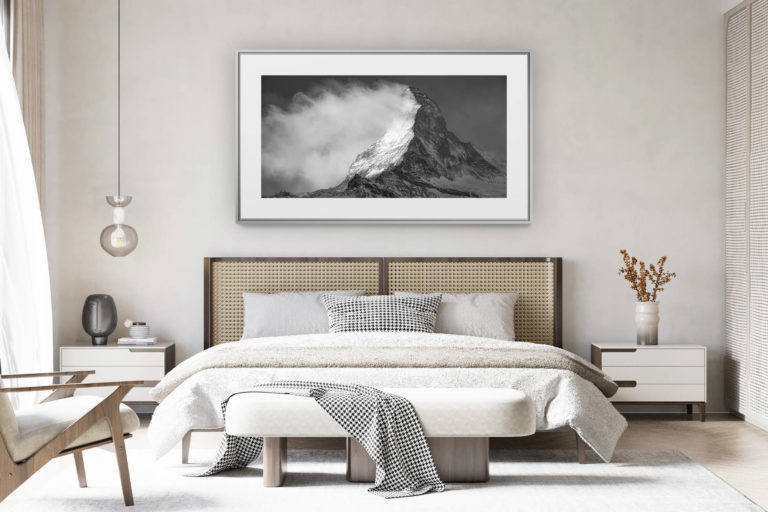 déco chambre chalet suisse rénové - photo panoramique montagne grand format - Panorama de montagne Mont Cervin dans la tempête et le vent des Alpes Valaisannes en Suisse