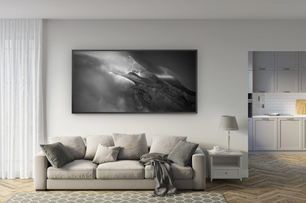 déco salon rénové - tendance photo montagne grand format - Grand combin - massif des combins dans les Alpes - photo à encadrer en noir et blanc